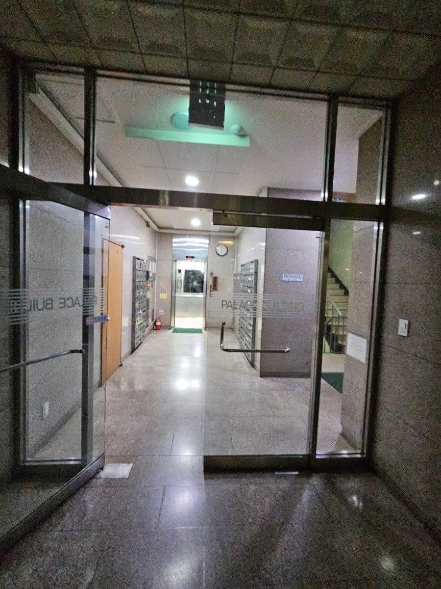 서울 강남 파티룸 추천 알유핫, 드레스 포토존까지 완벽한 곳 사진 4
