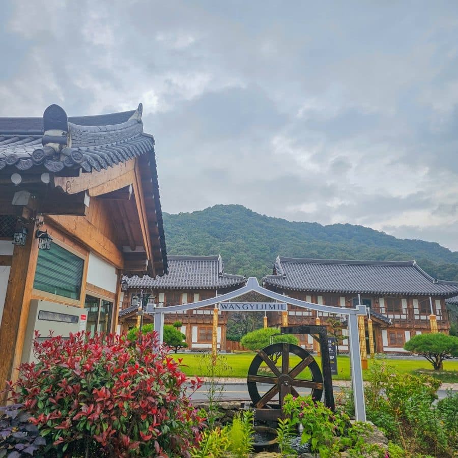 전주 완산구 숙소 왕의지밀, 조선 왕실 테마 한옥호텔 가족여행 후기